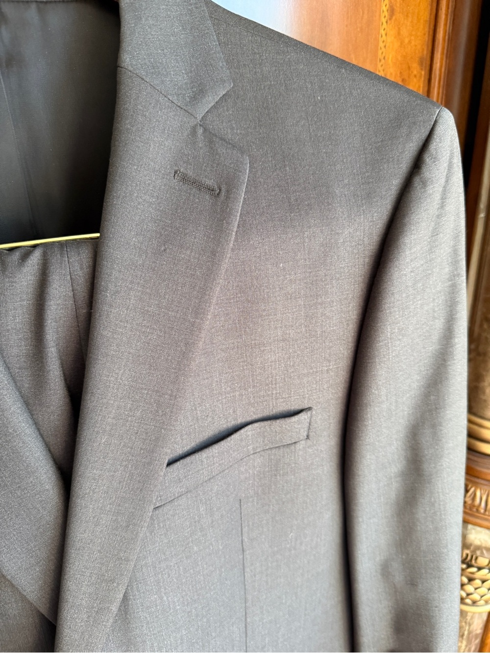 Calvin Klein Men's Charcoal Gray 2 piece Suit! - Picture 8 of 14